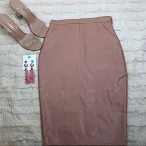 Missguided Mauve-pink faux leather skirt-Size US 4